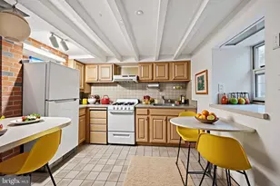 536 Montrose St, Philadelphia, PA 19147 - Photo 3