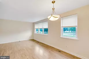 9754 E Roosevelt Blvd, Philadelphia, PA 19115 - Photo 7