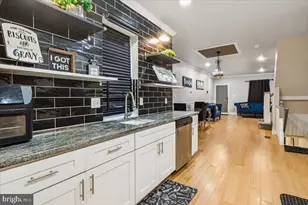 1529 N Robinson St, Philadelphia, PA 19151 - Photo 9