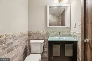 1529 N Robinson St, Philadelphia, PA 19151 - Photo 21