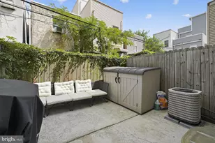 419 Mercy St, Philadelphia, PA 19148 - Photo 11