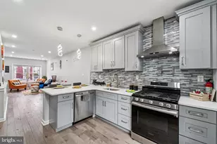 2124 Fernon St, Philadelphia, PA 19145 - Photo 7