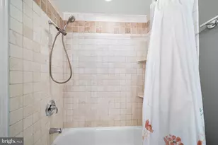 1221 Shackamaxon St, Philadelphia, PA 19125 - Photo 19