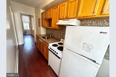 1819 W Oxford Street #4, Philadelphia, PA 19121 - Photo 5