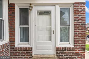 7033 Charles St, Philadelphia, PA 19135 - Photo 5