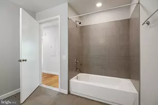 934 N 3rd St, Philadelphia, PA 19123 - Photo 21