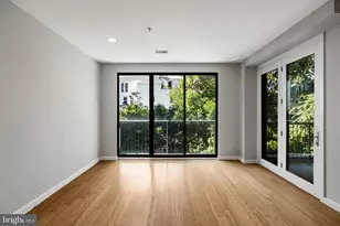 934 N 3rd St, Philadelphia, PA 19123 - Photo 11