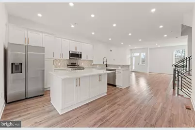 257 E Sharpnack Street, Philadelphia, PA 19119 - Photo 13