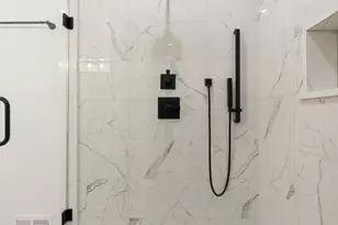 257 E Sharpnack St, Philadelphia, PA 19119 - Photo 23