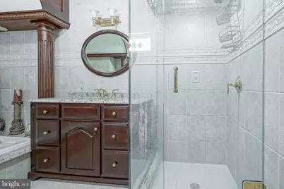 2533 S Lambert Street, Philadelphia, PA 19145 - Photo 33