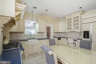 2533 S Lambert St, Philadelphia, PA 19145 - Photo 17