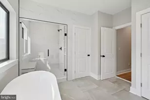 3833 Terrace St, Philadelphia, PA 19128 - Photo 11