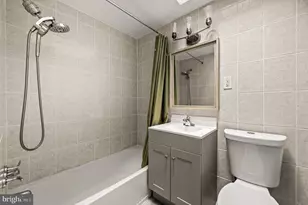 3583 Nottingham Ln, Philadelphia, PA 19114 - Photo 3