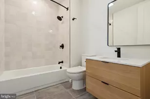 225 N 12th St, Philadelphia, PA 19107 - Photo 3