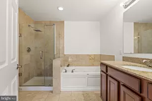 1011 S Dorrance St, Philadelphia, PA 19146 - Photo 29