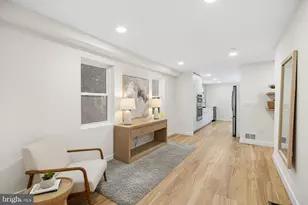 1124 E Dunton St, Philadelphia, PA 19123 - Photo 5