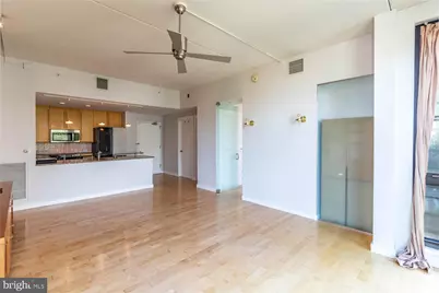 317 - 319 Vine Street #308, Philadelphia, PA 19106 - Photo 7