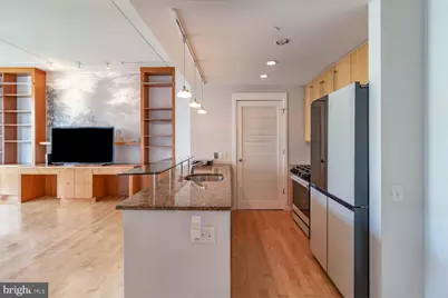 317 - 319 Vine Street #308, Philadelphia, PA 19106 - Photo 5