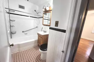 443 E Pleasant St, Philadelphia, PA 19119 - Photo 13