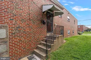 2162 Strahle St, Philadelphia, PA 19152 - Photo 3