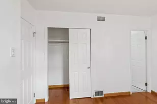 9782 Clark St, Philadelphia, PA 19115 - Photo 25