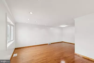 9782 Clark Street, Philadelphia, PA 19115 - Photo 9