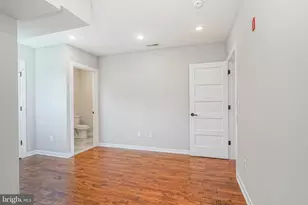 1710 Cambridge St, Philadelphia, PA 19130 - Photo 9