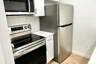 834 N Broad St, Philadelphia, PA 19130 - Photo 3