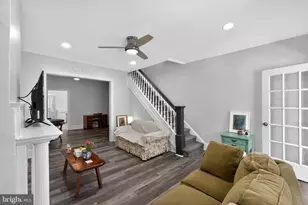 1344 Narragansett St, Philadelphia, PA 19138 - Photo 5