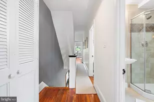 225 E Gravers Ln, Philadelphia, PA 19118 - Photo 13