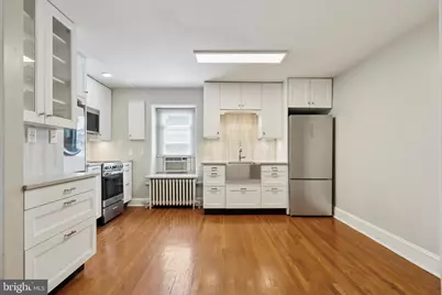 124 E Chestnut Hill Avenue, Philadelphia, PA 19118 - Photo 9