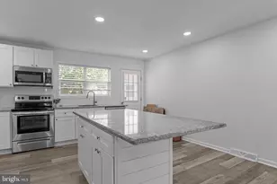 1119 E Hewson St, Philadelphia, PA 19125 - Photo 7