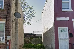 932 Edgley St, Philadelphia, PA 19122 - Photo 1