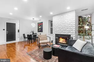 1903 Spruce St, Philadelphia, PA 19103 - Photo 3