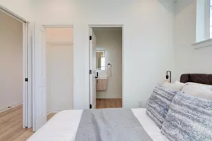 1540 S Myrtlewood St, Philadelphia, PA 19146 - Photo 11