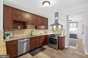 340 W Girard Ave, Philadelphia, PA 19123 - Photo 13