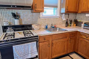 2013 Fuller St, Philadelphia, PA 19152 - Photo 11