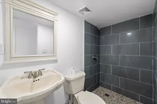 407 E Sanger St, Philadelphia, PA 19120 - Photo 9