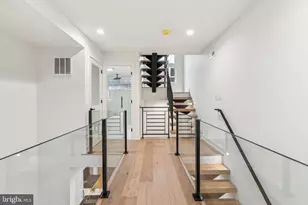 1102 N Bodine St, Philadelphia, PA 19123 - Photo 19