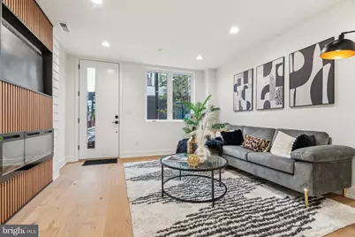 1102 N Bodine Street, Philadelphia, PA 19123 - Photo 3