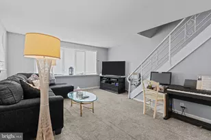 2755 Rhawn St, Philadelphia, PA 19152 - Photo 5