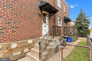 2755 Rhawn St, Philadelphia, PA 19152 - Photo 3