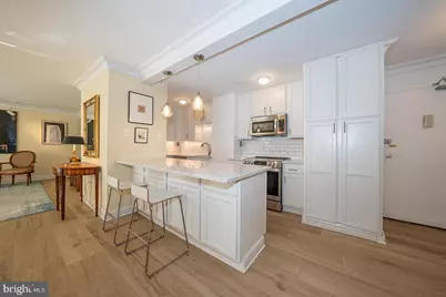 118 S 21st Street #311-12, Philadelphia, PA 19103 - Photo 5