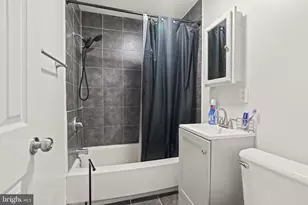 7016 Woodland Ave, Philadelphia, PA 19142 - Photo 15