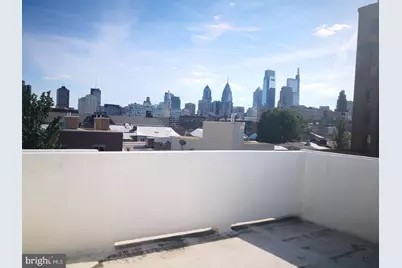 1008 Green Street, Philadelphia, PA 19123 - Photo 3