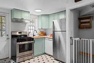 37 Queens Ave, Philadelphia, PA 19147 - Photo 9