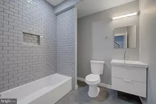 732 Daly St, Philadelphia, PA 19148 - Photo 21