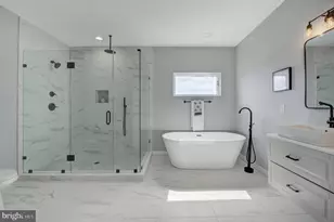 732 Daly St, Philadelphia, PA 19148 - Photo 3