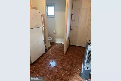 355 E Eleanor Street, Philadelphia, PA 19120 - Photo 5