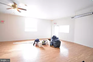 511 Conarroe St, Philadelphia, PA 19128 - Photo 5